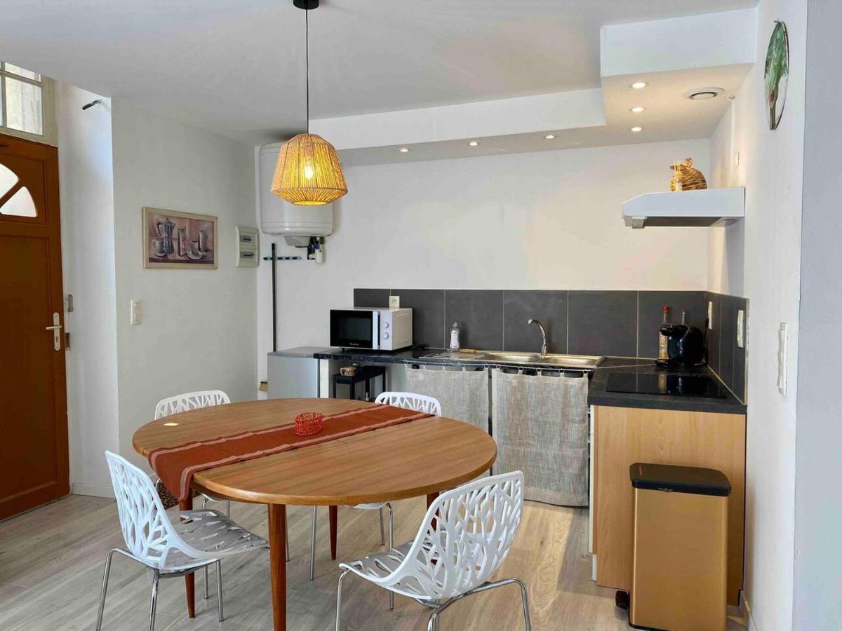 Accueillant Petit T2 Coeur De Centre Ville Lézignan-Corbières Екстериор снимка